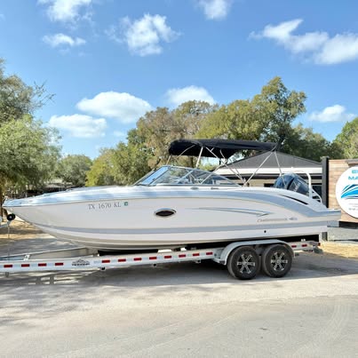 2021 Chaparral 250 Suncoast
