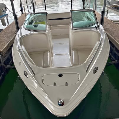2001 Chaparral 216 SSI
