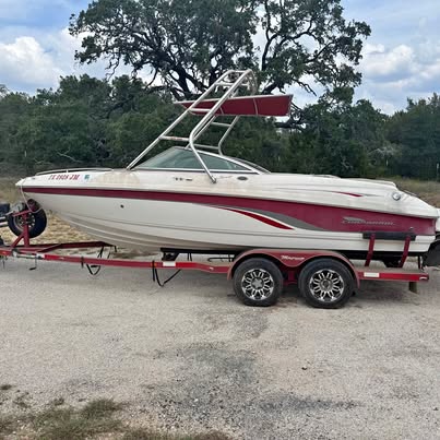 2001 Chaparral 216 SSI Plus Magnum Tandem Trailer
