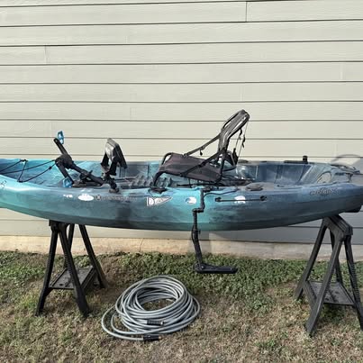 Perception Crank 10 Pedal Kayak W/ Lowrance Elite 9TI