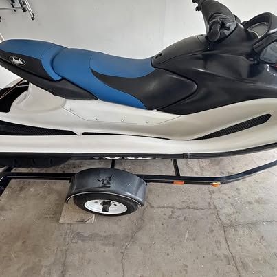 2004 Honda Aquatrax F-12x