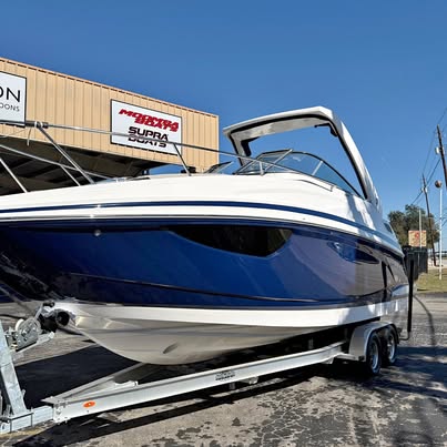 2026 Regal 28 Express