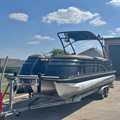 2016 Bennington 2575 Qcw Sport Tower