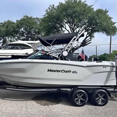 2023 MasterCraft NXT23