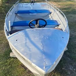 1999 12 Ft. Sea King Aluminum Boat With Brand New 9 Hp 4-STROKE Motor Fishing