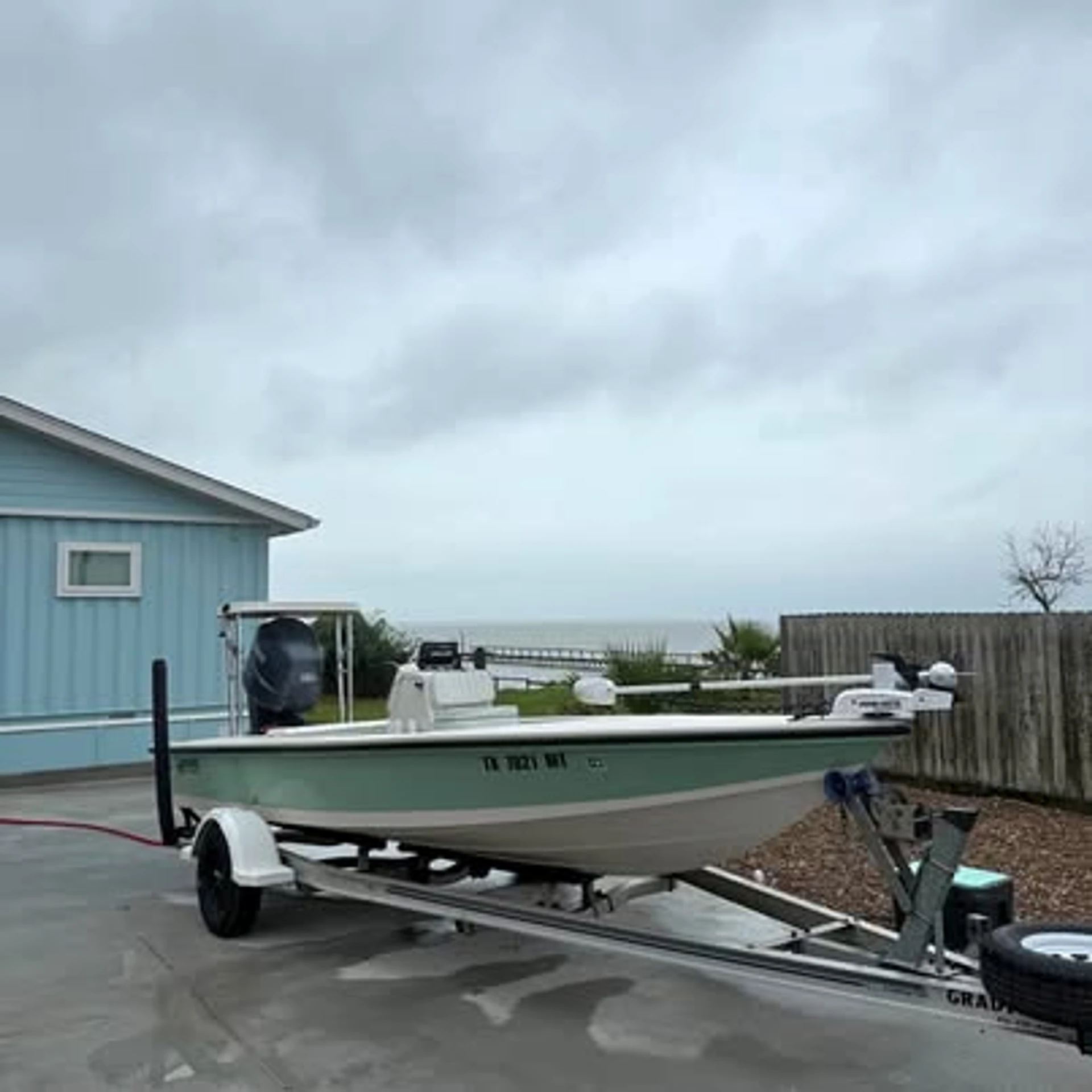 2007 18FT Hewes Redfisher
